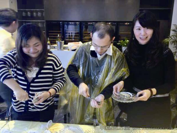點(diǎn)擊放大