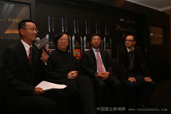 點(diǎn)擊放大