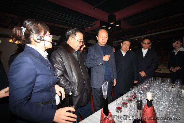 點擊放大