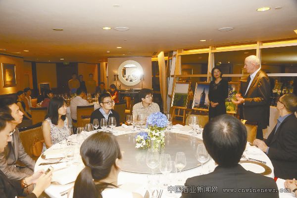 點(diǎn)擊放大